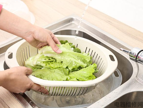 自来水管堵塞导致没水怎么办？一招搞定